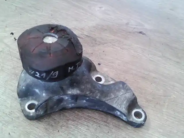 Akció AUDI A6 2004.05 - 2008.09 Motortartó bak 2.7tdi bontott alkatrész