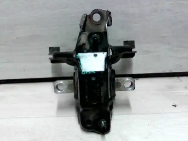 VW POLO V. 02-05 Sebességváltó tartó bak 1.4i bontott alkatrész Prémium