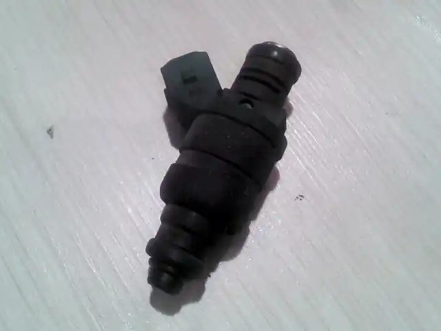 Végkiárusítás SEAT Toledo 1999.04.01-2004.09.30 Injektor befecskendező hengerenkénti 1.6i bontott alkatrész