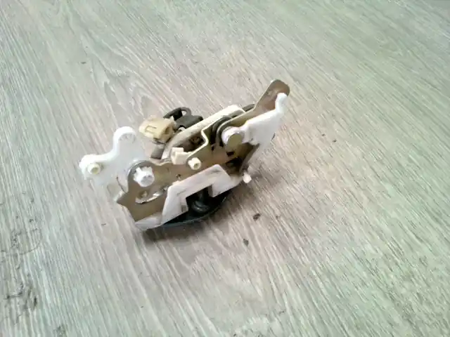 DAEWOO MATIZ 01-05 Bal hátsó ajtó zárszerkezet mechanikus bontott alkatrész Nézd meg most