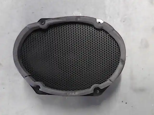 FORD FOCUS 98-04 Hangszóró bontott alkatrész Kedvezményes ár