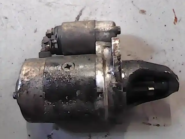 Expressz kézbesítés NISSAN SUNNY B11 82.06-86.09 önindító. benzines bontott alkatrész