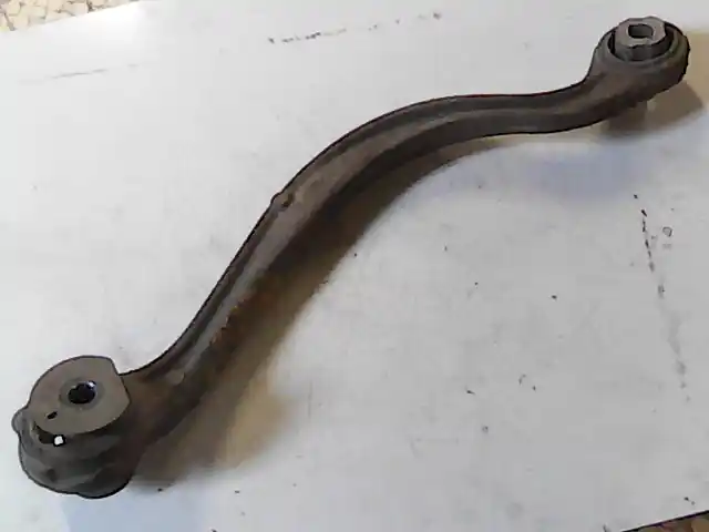 PEUGEOT 407 04-08 Jobb hátsó futómű kitámasztó bontott alkatrész Nézd meg most