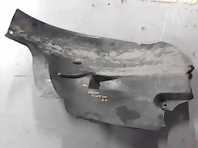 Újdonság PEUGEOT 407 04-08 Bal első első kerékjárati dobbetét bontott alkatrész