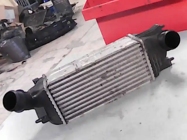 PEUGEOT 407 04-08 Intercooler hűtő bontott alkatrész Exkluzív ajánlat