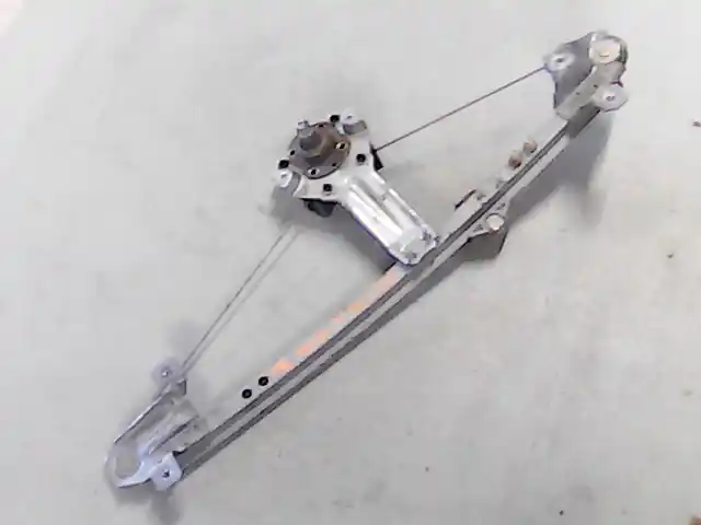 OPEL VECTRA A 88-96 Bal hátsó ablakemelő szerkezet mechanikus bontott alkatrész Gyors szállítás