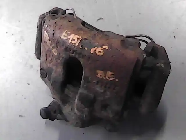 FIAT Palio 1997.01.01-2001.12.31 Bal első féknyereg munkahengerrel bontott alkatrész Különleges ajánlat