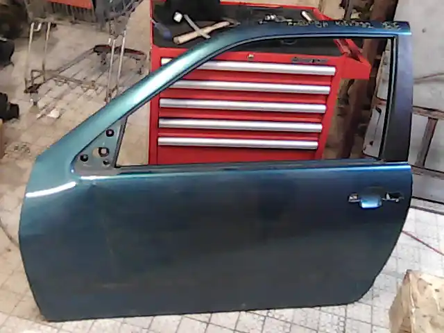 SEAT CORDOBA 99-02 Bal első ajtó. 3 ajtós bontott alkatrész Kedvezményes ár