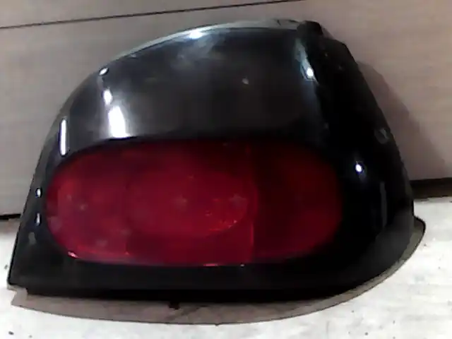 Csak ma RENAULT MEGANE 95-99 Jobb hátsó lámpa bontott alkatrész