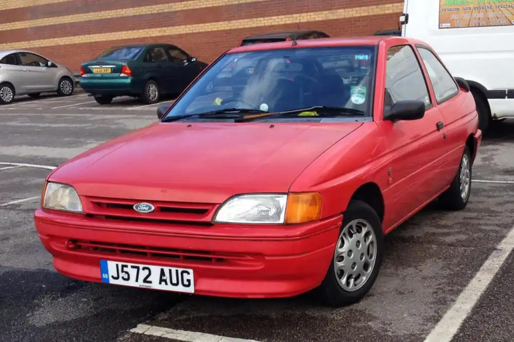 Újdonság FORD ESCORT 90-95 Jobb hátsó ajtóüveg bontott alkatrész