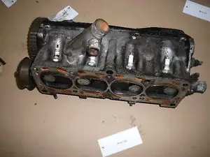 Azonnali szállítás VW JETTA I. Hengerfej. benzines bontott alkatrész